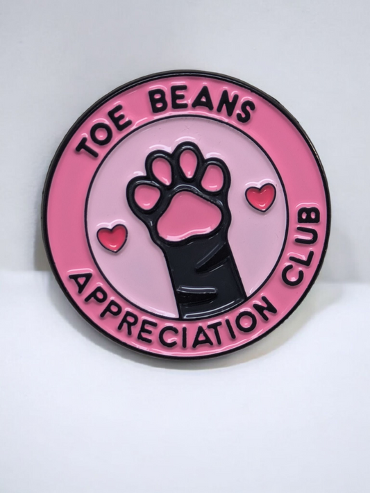 Toe Beans Appreciation Club Enamel Pin Badge, Kawaii Cat Lover Gift, Whimsical Feline Accessory